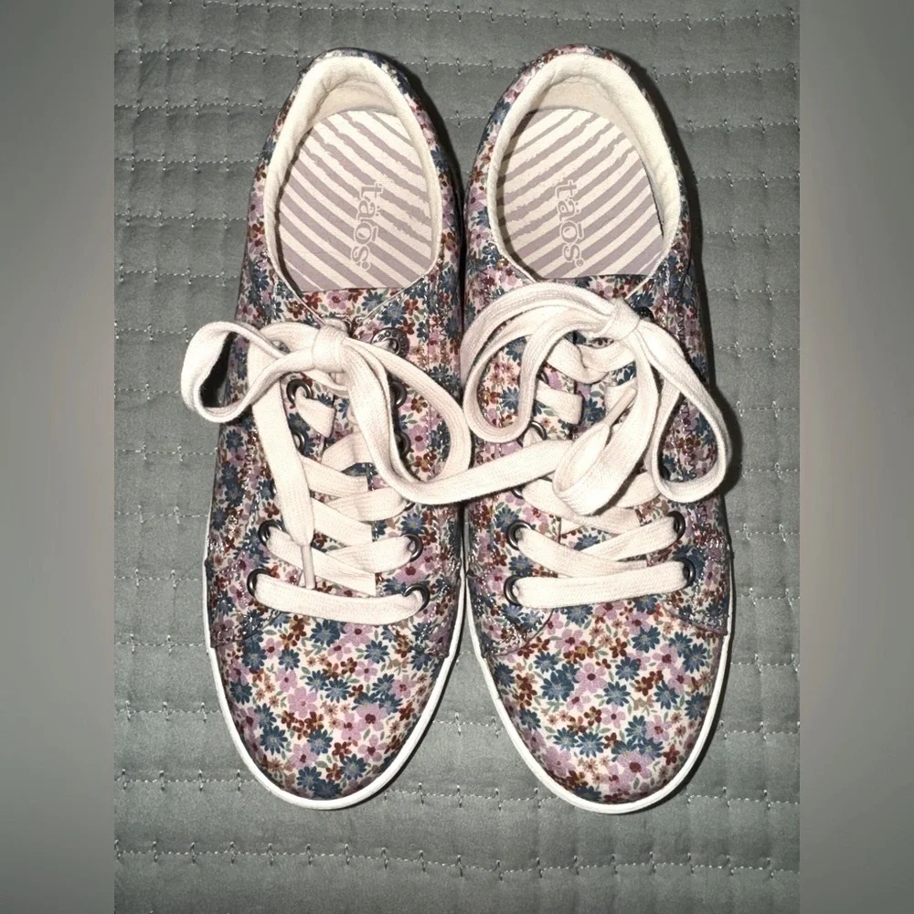 Taos Star Sneaker (Women) - Mauve Floral Multi. Size 7.  VGUC - Picture 4 of 11